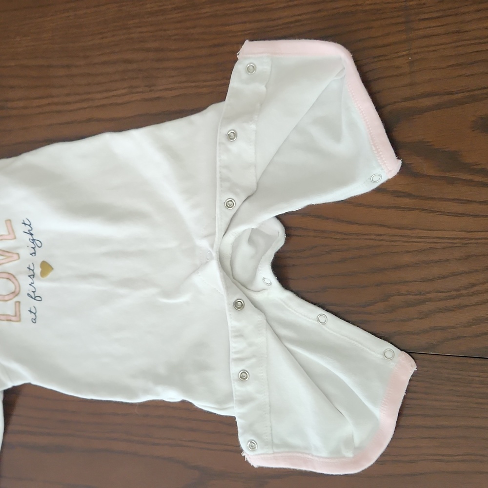 🥰 3 Rompers - Picture 6 of 6